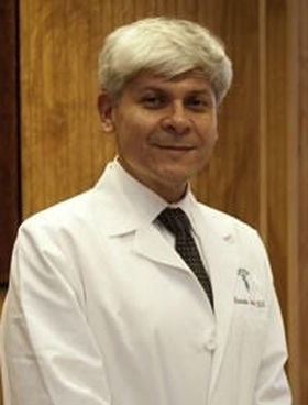 Dr. Ricardo Gaitan
